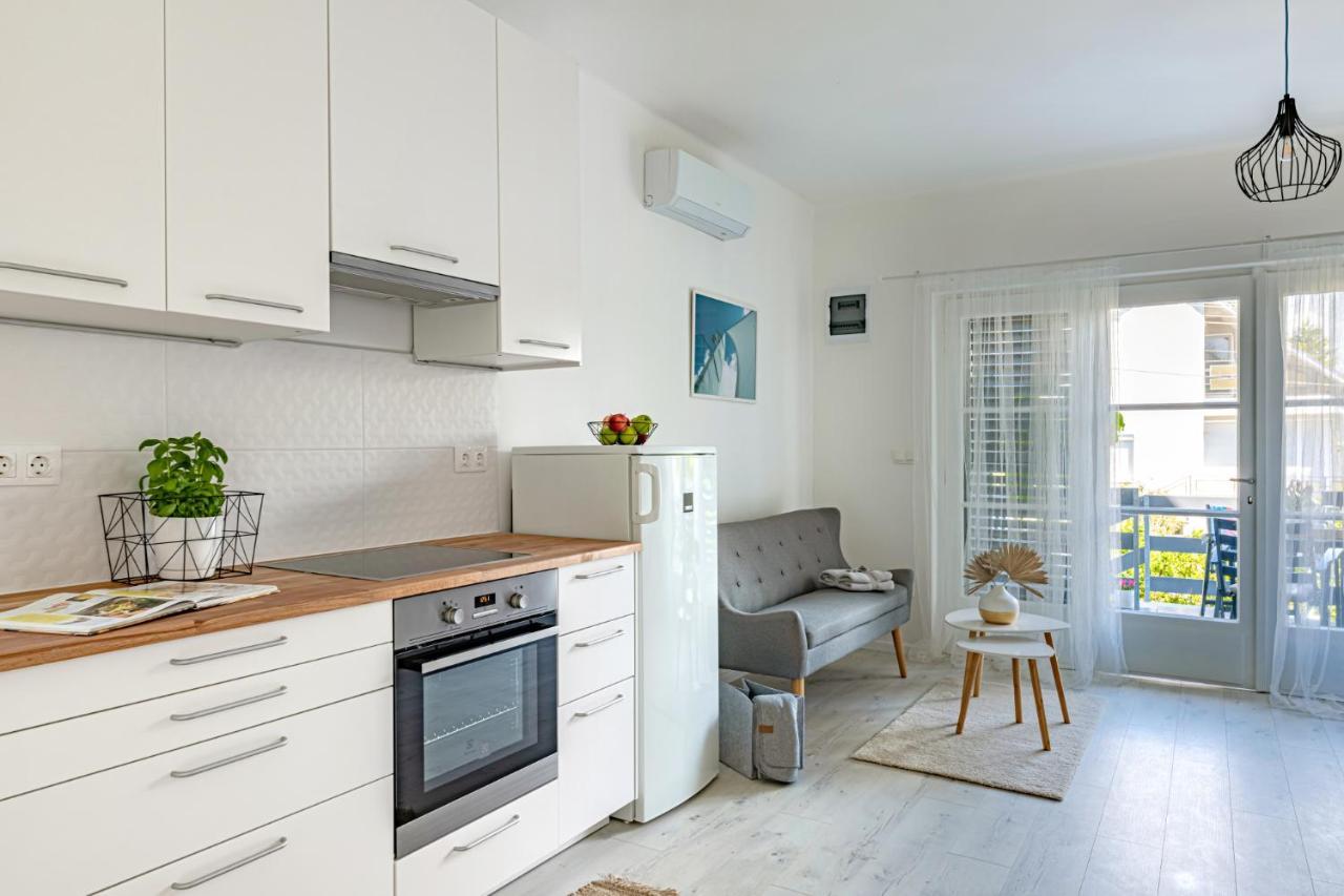 Вилла Madarasz 5 Deluxe Vendeghaz Балатональмади Экстерьер фото
